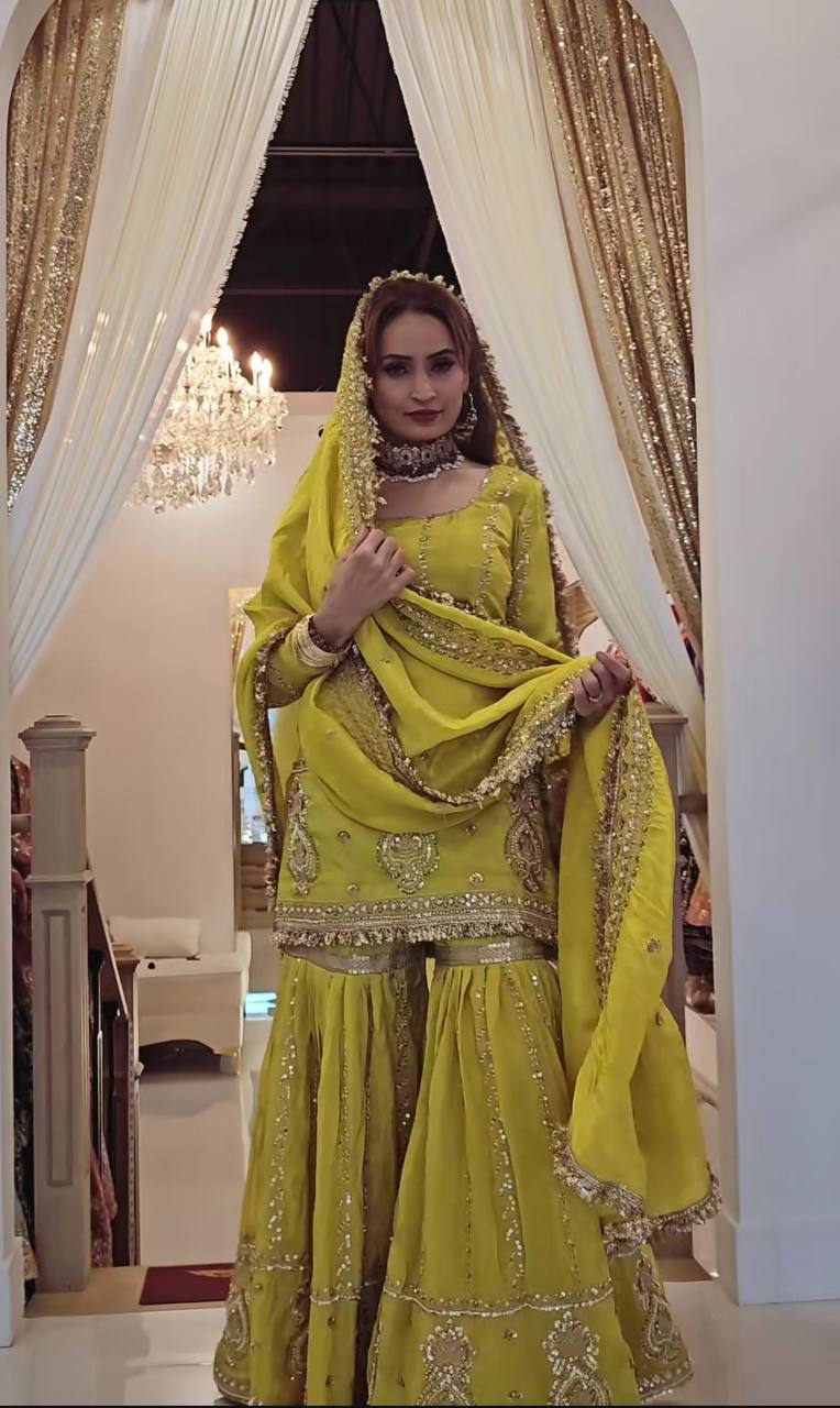 Outdoor Heavy Top,Sarara & Dupatta