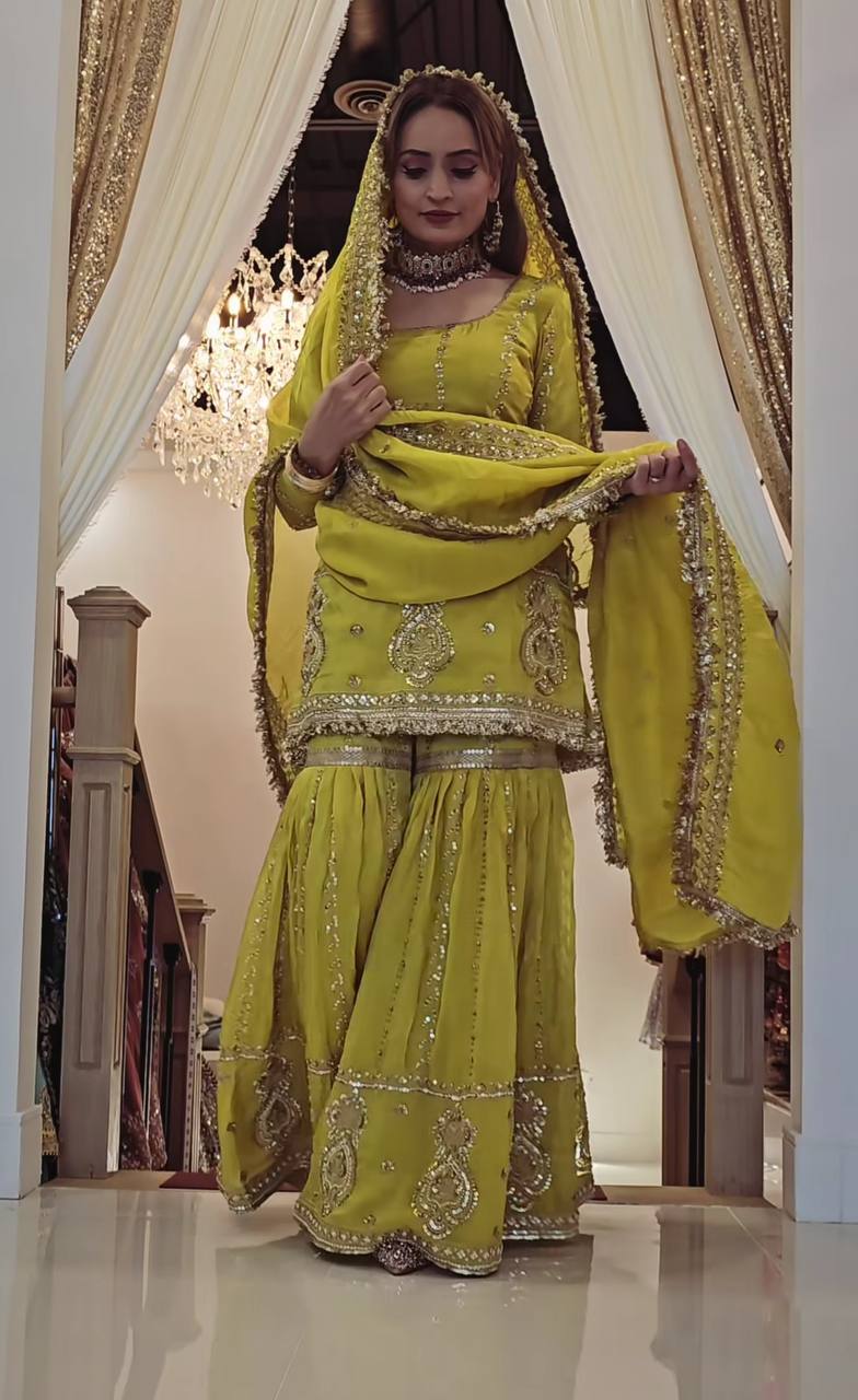 Outdoor Heavy Top,Sarara & Dupatta
