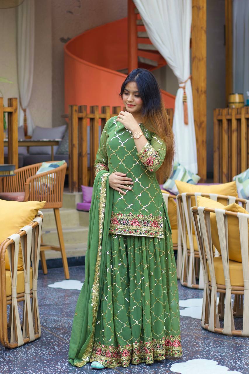 Professional Top & Sarara for Party wear.
